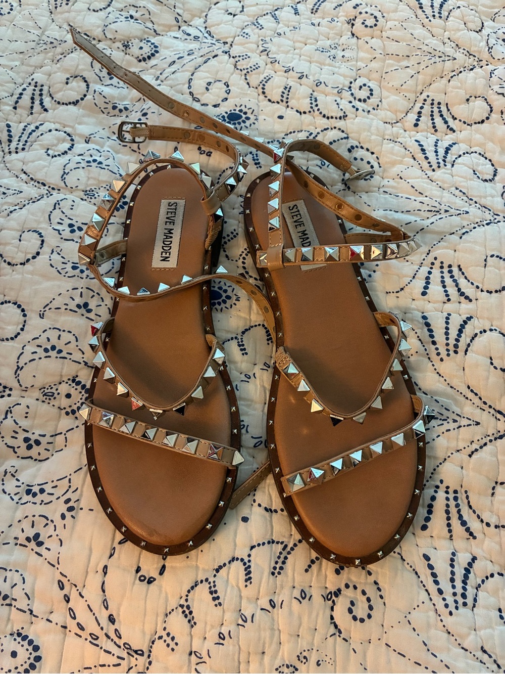 Steve Madden Brown Studded Leather Strappy Sandals - size 7